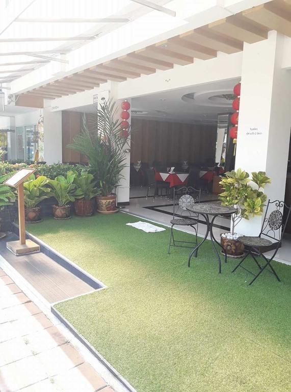 Aya Place Pattaya Esterno foto