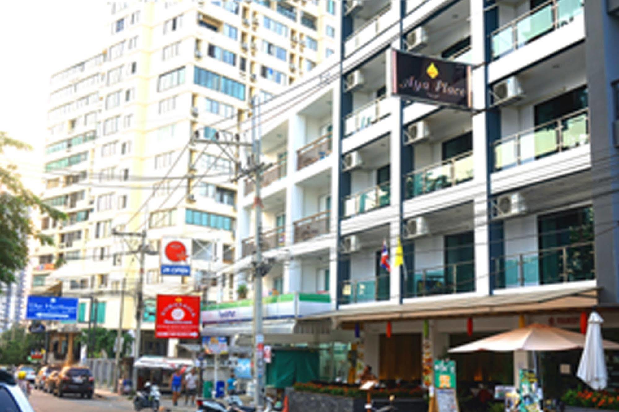 Aya Place Pattaya Esterno foto
